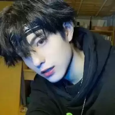 贡曼寒